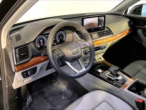 Used 2023 Audi Q5 2.0T Premium Plus w/ Premium Plus Package image 17