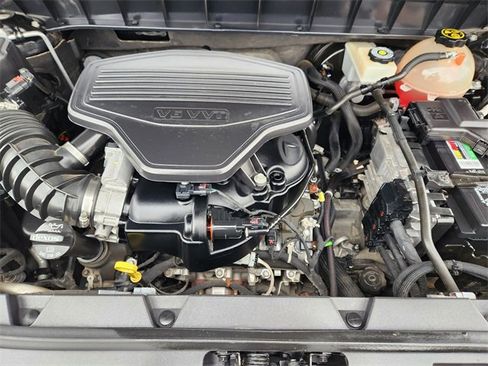 Used 2018 GMC Acadia Denali w/ Technology Package image 32