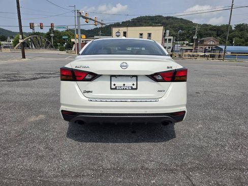 Used 2021 Nissan Altima 2.5 SR w/ SR Premium Package AWD/4WD image 7