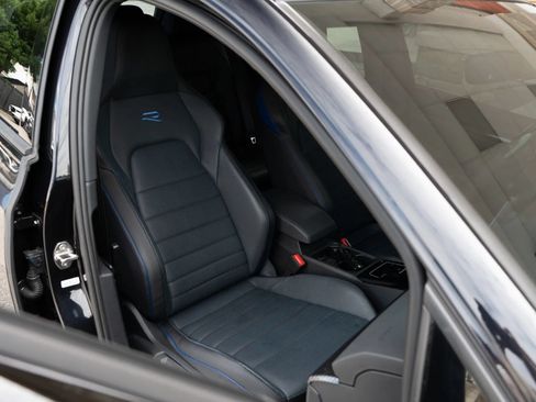 Used 2024 Volkswagen Golf R AWD/4WD image 65