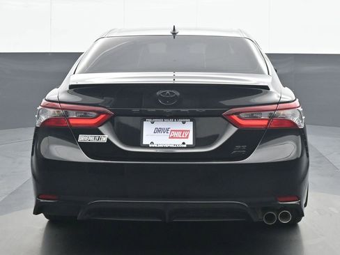 Used 2024 Toyota Camry SE w/ Convenience Package image 5