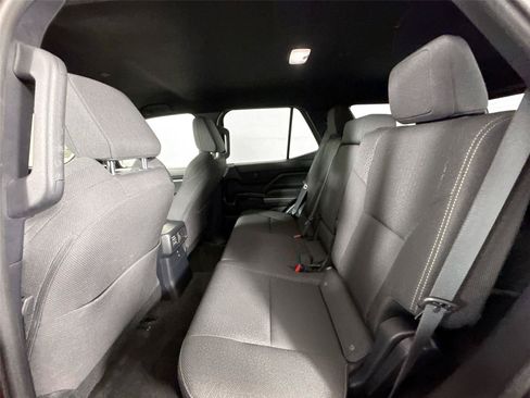 Certified 2025 Toyota 4Runner SR5 AWD/4WD image 29