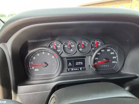 Used 2024 Chevrolet Silverado 2500 Custom w/ Custom Convenience Package AWD/4WD image 22