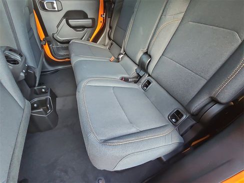 New 2025 Jeep Gladiator Sport image 14