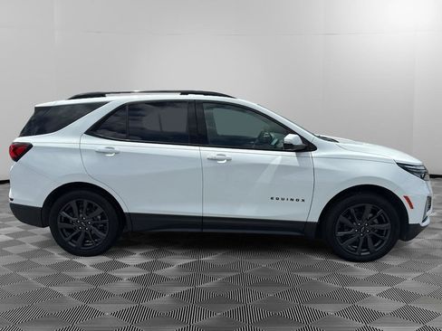 Used 2022 Chevrolet Equinox RS w/ RS Leather Package image 8