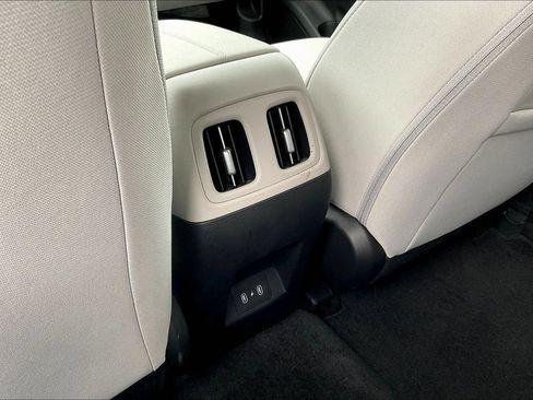 Used 2025 Hyundai Tucson SEL FWD image 22