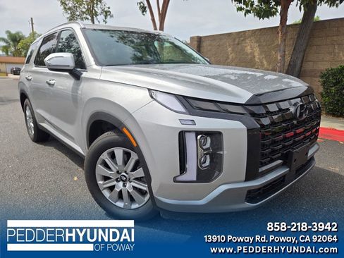 Used 2025 Hyundai Palisade SEL image 1