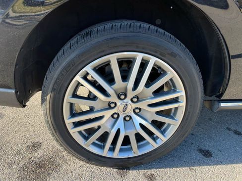 Used 2024 Ford Expedition Limited AWD/4WD image 15