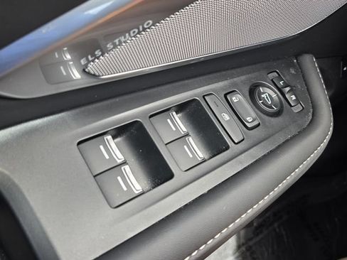 Certified 2025 Acura RDX SH-AWD w/ Technology Package image 28