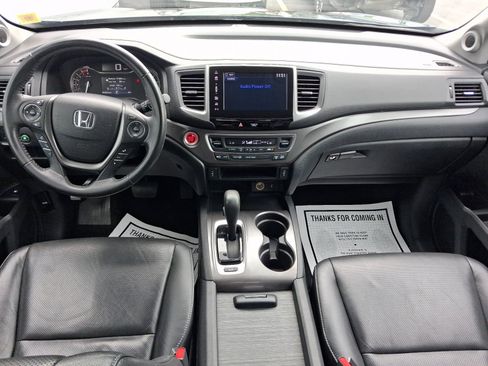 Used 2018 Honda Ridgeline RTL-T image 12