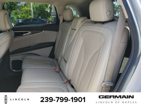 Used 2020 Lincoln Nautilus Reserve w/ Equipment Group 201A FWD image 20