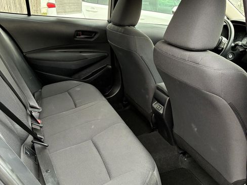 Used 2025 Toyota Corolla LE image 16