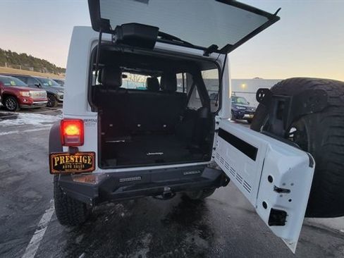 Used 2017 Jeep Wrangler Unlimited Sahara w/ Trailer Tow Group image 43