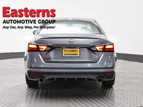 Used 2023 Nissan Altima 2.5 SR AWD/4WD image 6