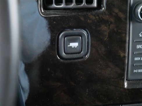 Used 2018 GMC Savana 2500 w/ Enhanced Convenience Package image 34