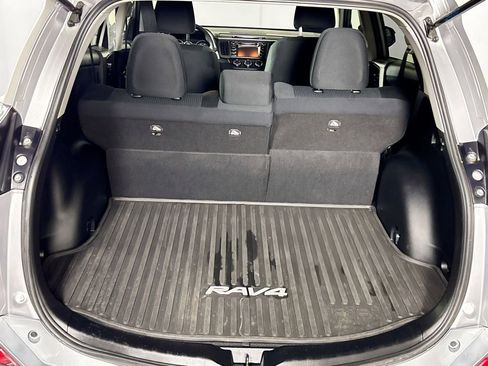 Used 2017 Toyota RAV4 LE w/ All Weather Liner Package AWD/4WD image 20