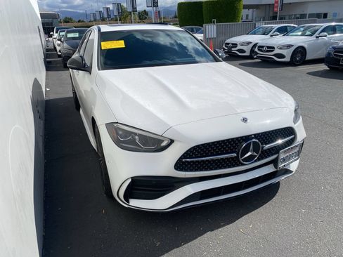 Used 2023 Mercedes-Benz C 300 Sedan image 2