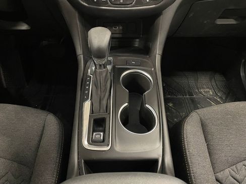 Used 2022 Chevrolet Equinox LT image 11