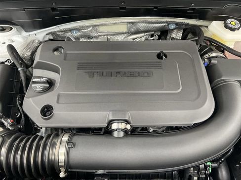 Used 2023 Buick Envision Essence FWD image 24