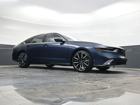 New 2026 Honda Accord Touring image 27