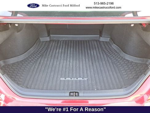 Used 2022 Toyota Camry XLE image 27