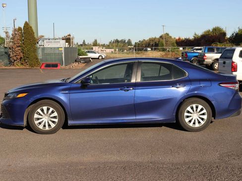 Certified 2018 Toyota Camry LE w/ Audio Package FWD image 8