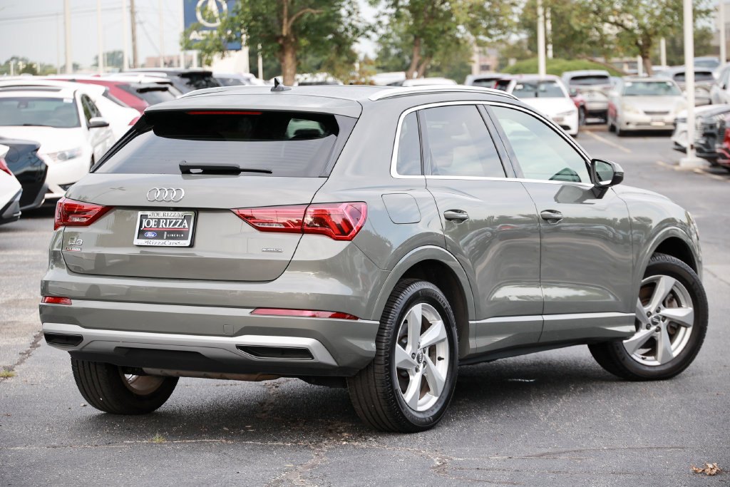 Used 2019 Audi Q3 2.0T Premium AWD/4WD image 3