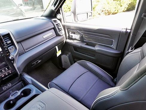 New 2026 RAM 3500 Laramie AWD/4WD image 30