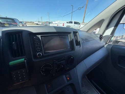 Used 2021 Nissan NV200 SV w/ Sliding Door Glass Package FWD image 15