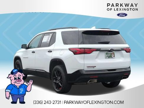 Used 2023 Chevrolet Traverse Premier w/ Redline Edition FWD image 3