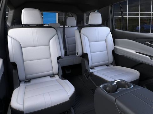 New 2026 Chevrolet Traverse High Country w/ LPO, Floor Liner Package AWD/4WD image 17