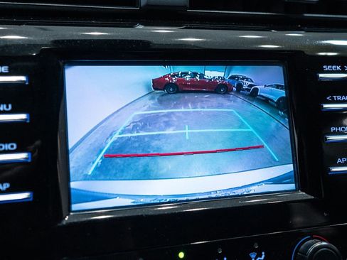 Used 2019 Toyota Camry LE FWD image 24
