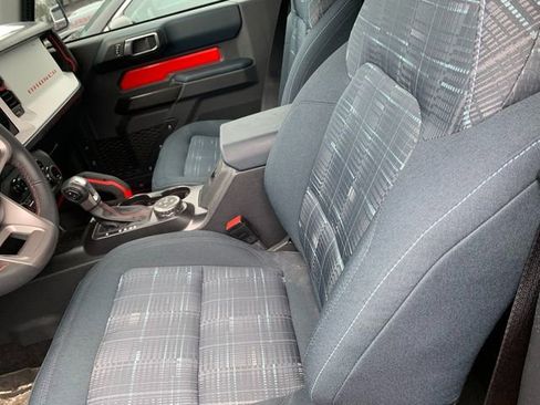 Used 2024 Ford Bronco Heritage Edition image 7