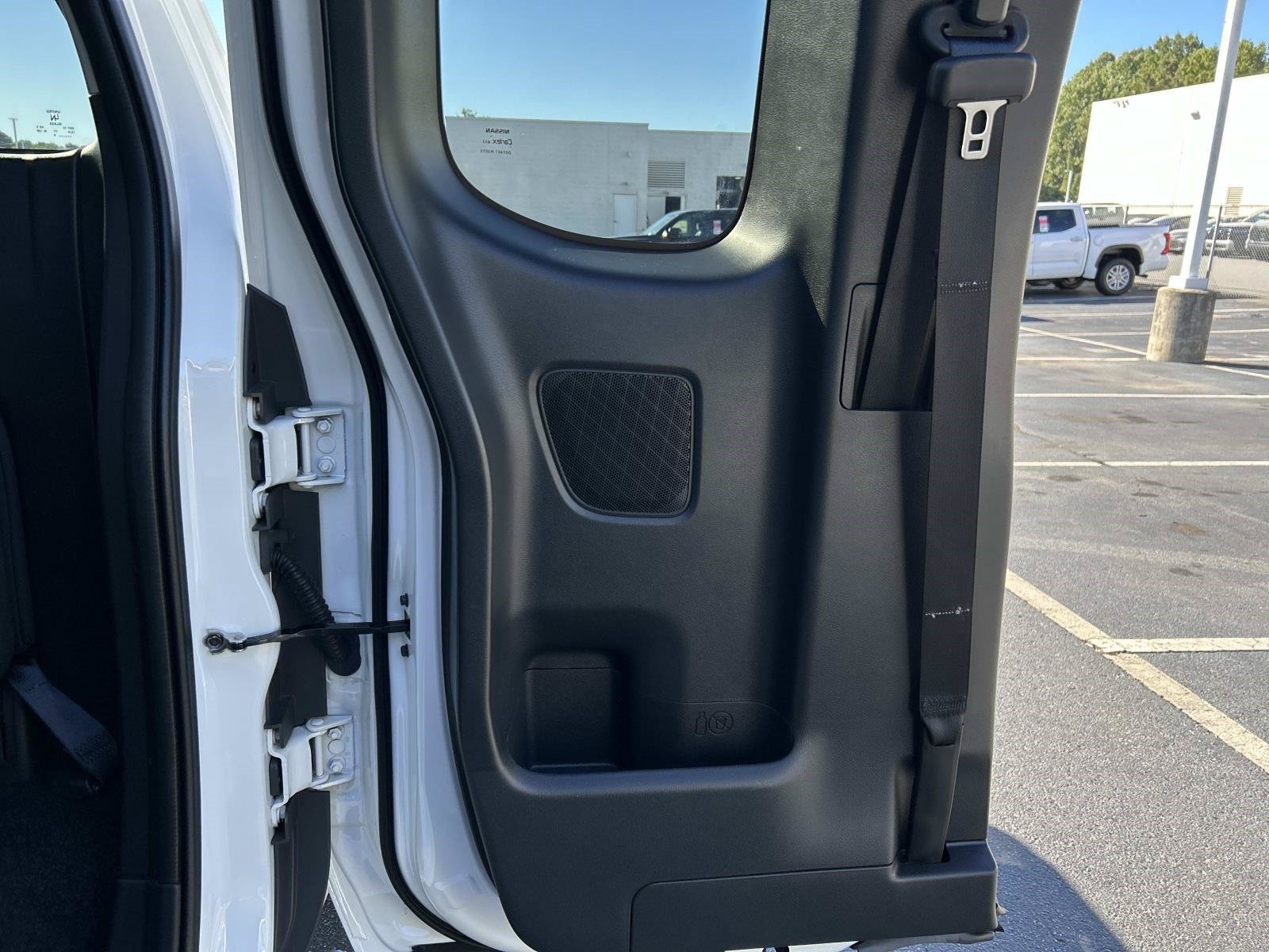 Used 2024 Nissan Frontier SV RWD image 10
