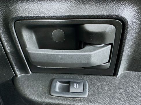 Used 2021 RAM 1500 Tradesman w/ Chrome Plus Package image 29