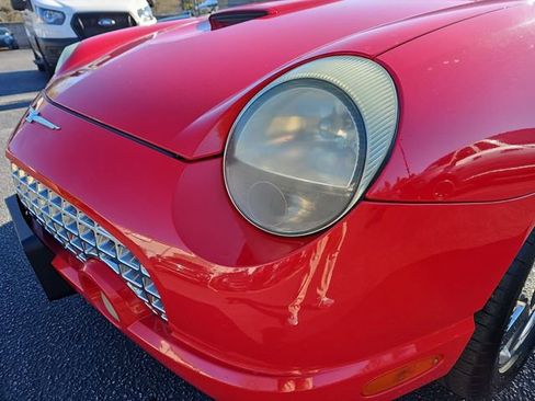 Used 2002 Ford Thunderbird Base image 28