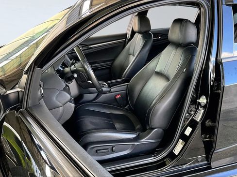 Used 2019 Honda Civic Sport Touring image 18