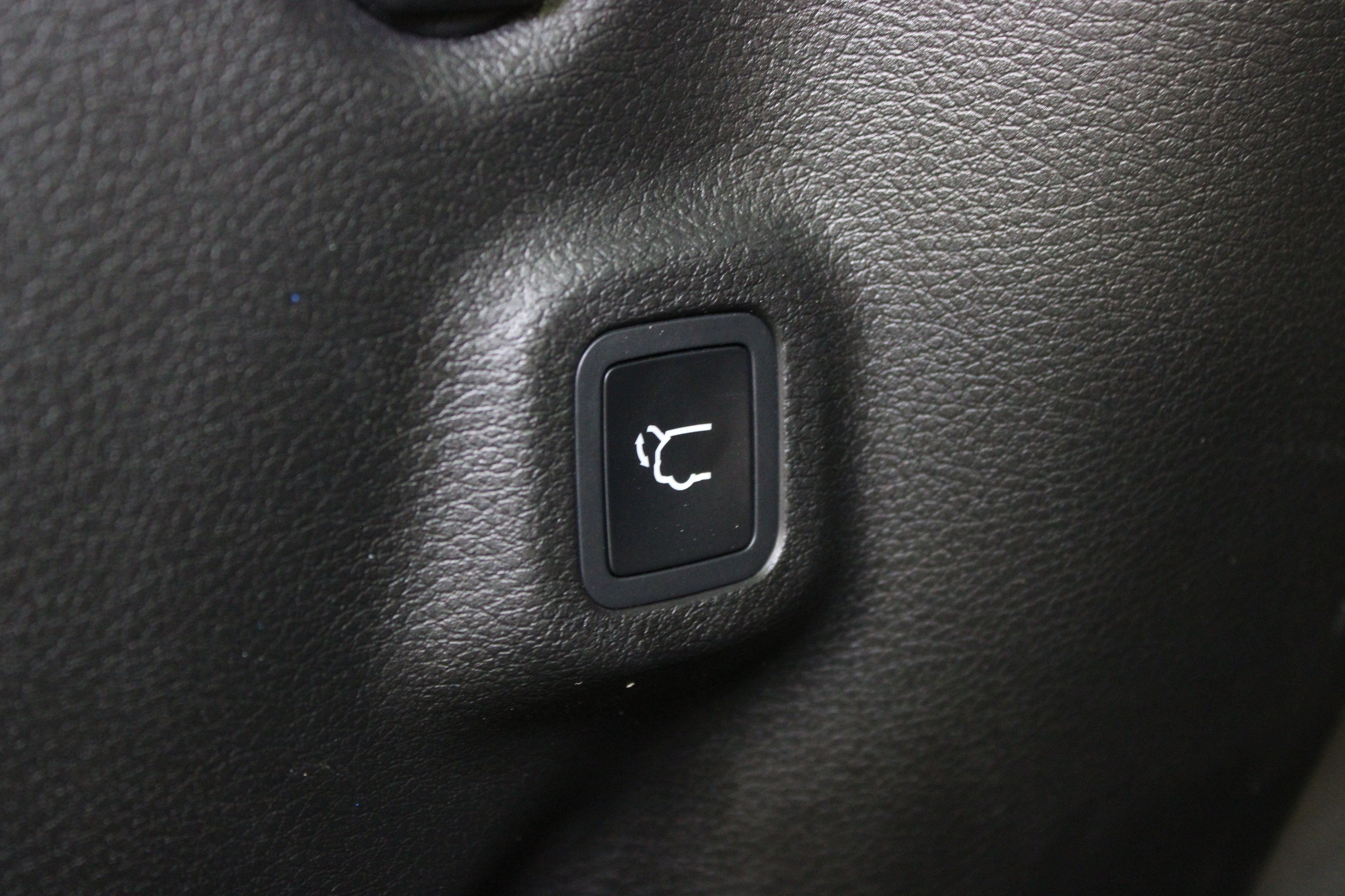 Used 2026 Jeep Compass Limited AWD/4WD image 15