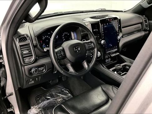 Used 2024 RAM 1500 Limited AWD/4WD image 16
