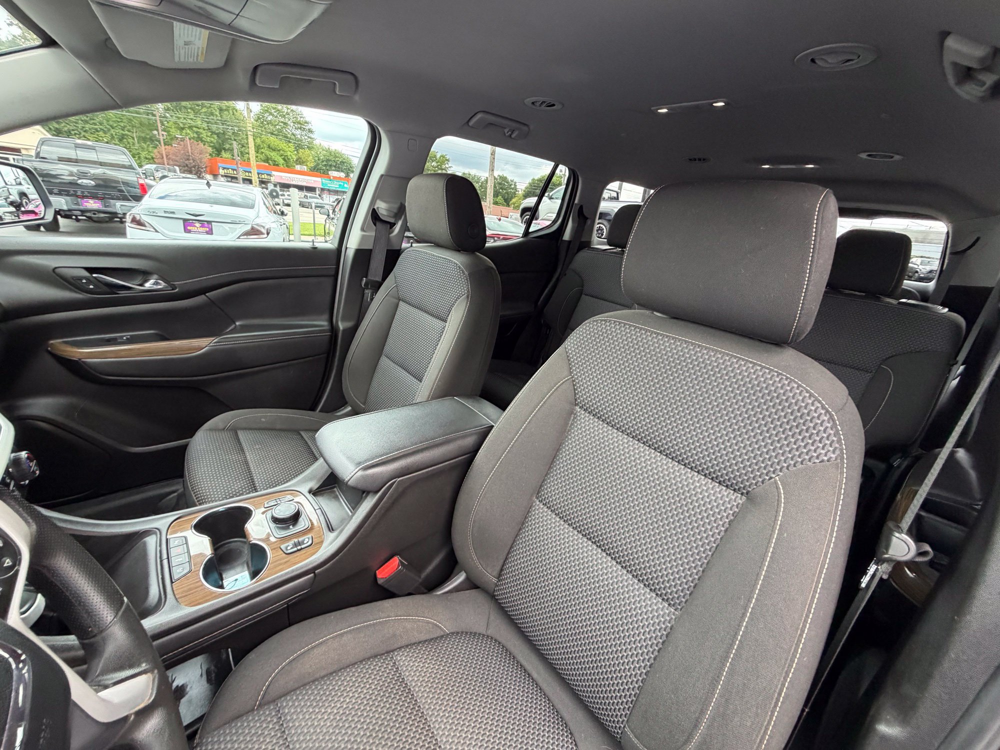 Used 2023 GMC Acadia SLE w/ Driver Convenience Package AWD/4WD image 20