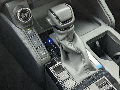 Used 2025 Toyota Land Cruiser 1958 image 17