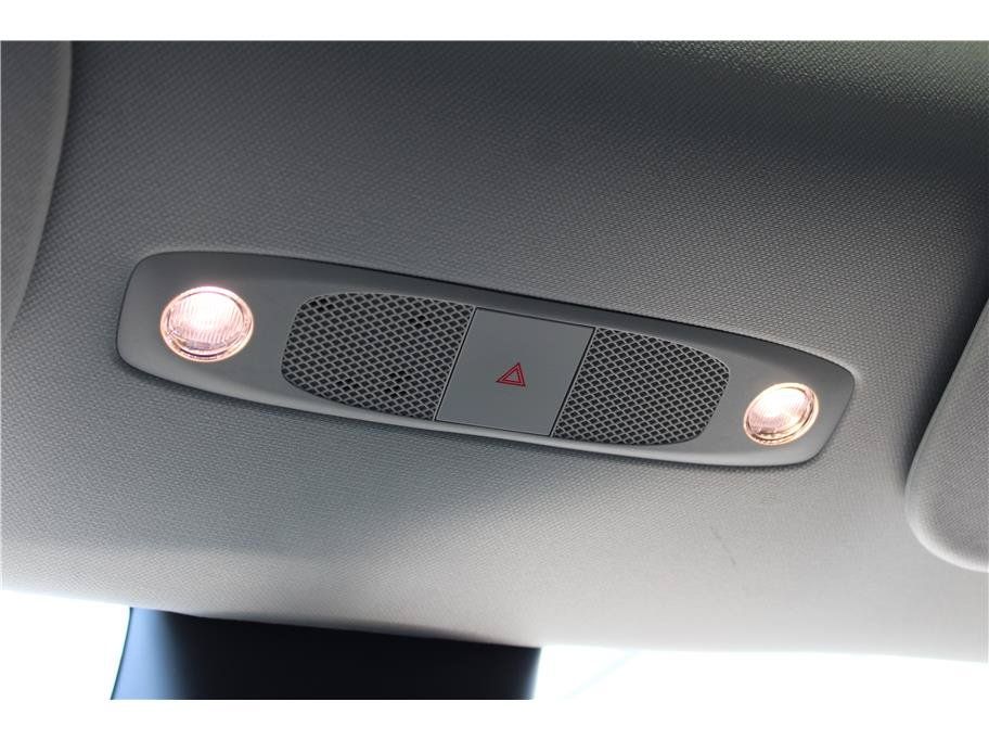 Used 2022 Tesla Model Y Performance AWD/4WD image 28