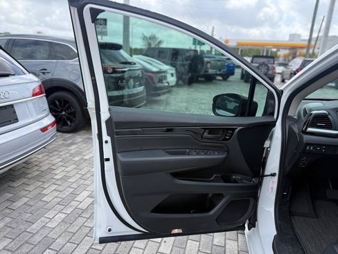 Used 2025 Honda Odyssey Touring image 29