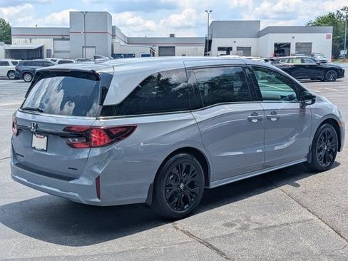 Used 2026 Honda Odyssey Sport-L image 7