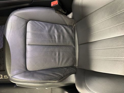 Used 2019 Audi Q5 2.0T Premium Plus AWD/4WD image 24