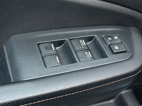 Used 2022 Honda Pilot TrailSport image 12