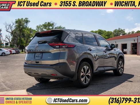 Used 2023 Nissan Rogue SV FWD image 6