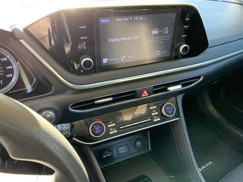 Used 2022 Hyundai Sonata SEL image 25