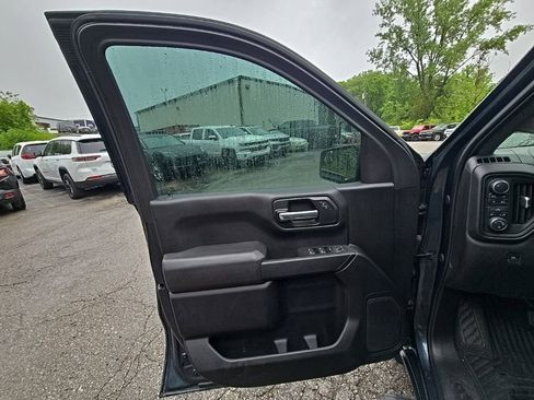 Used 2021 Chevrolet Silverado 1500 Custom AWD/4WD image 19