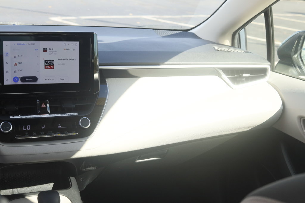 Used 2024 Toyota Corolla LE FWD image 20